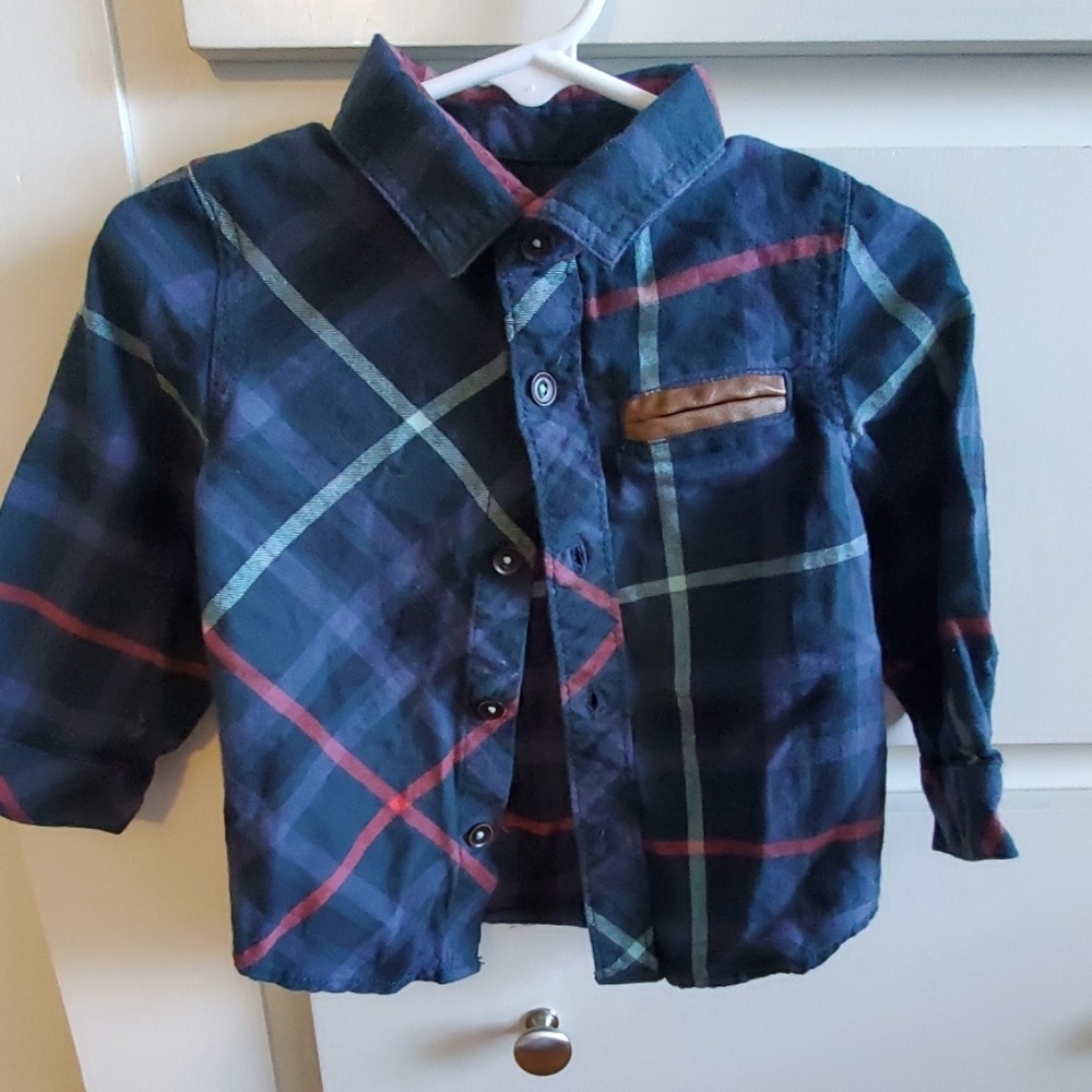 Boy's button down shirt‎